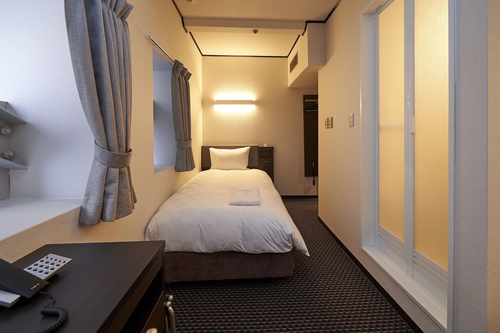 Hotel Consort Shin-Osaka Buitenkant foto
