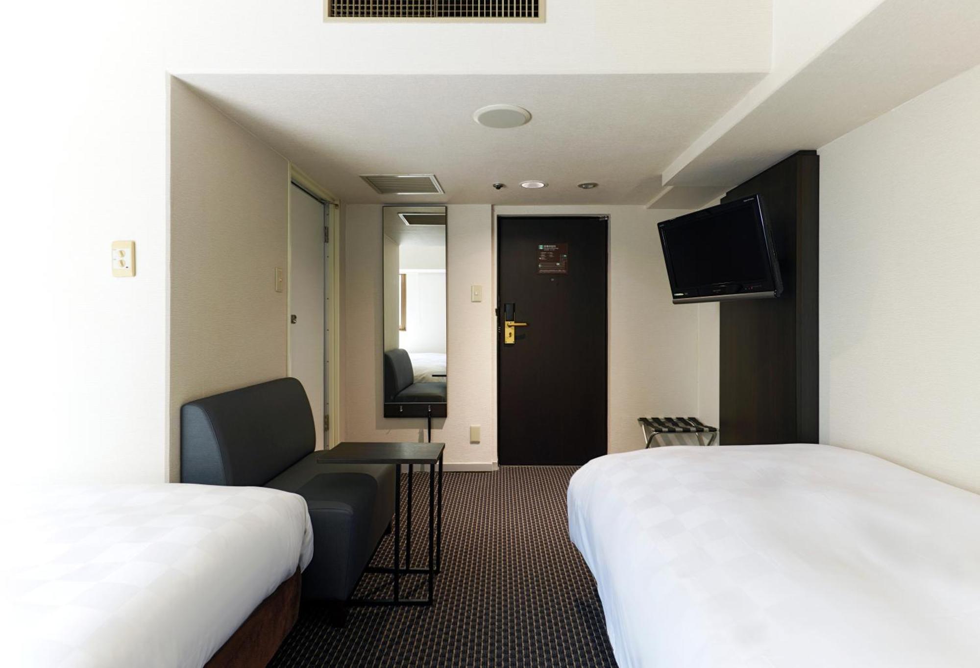 Hotel Consort Shin-Osaka Buitenkant foto