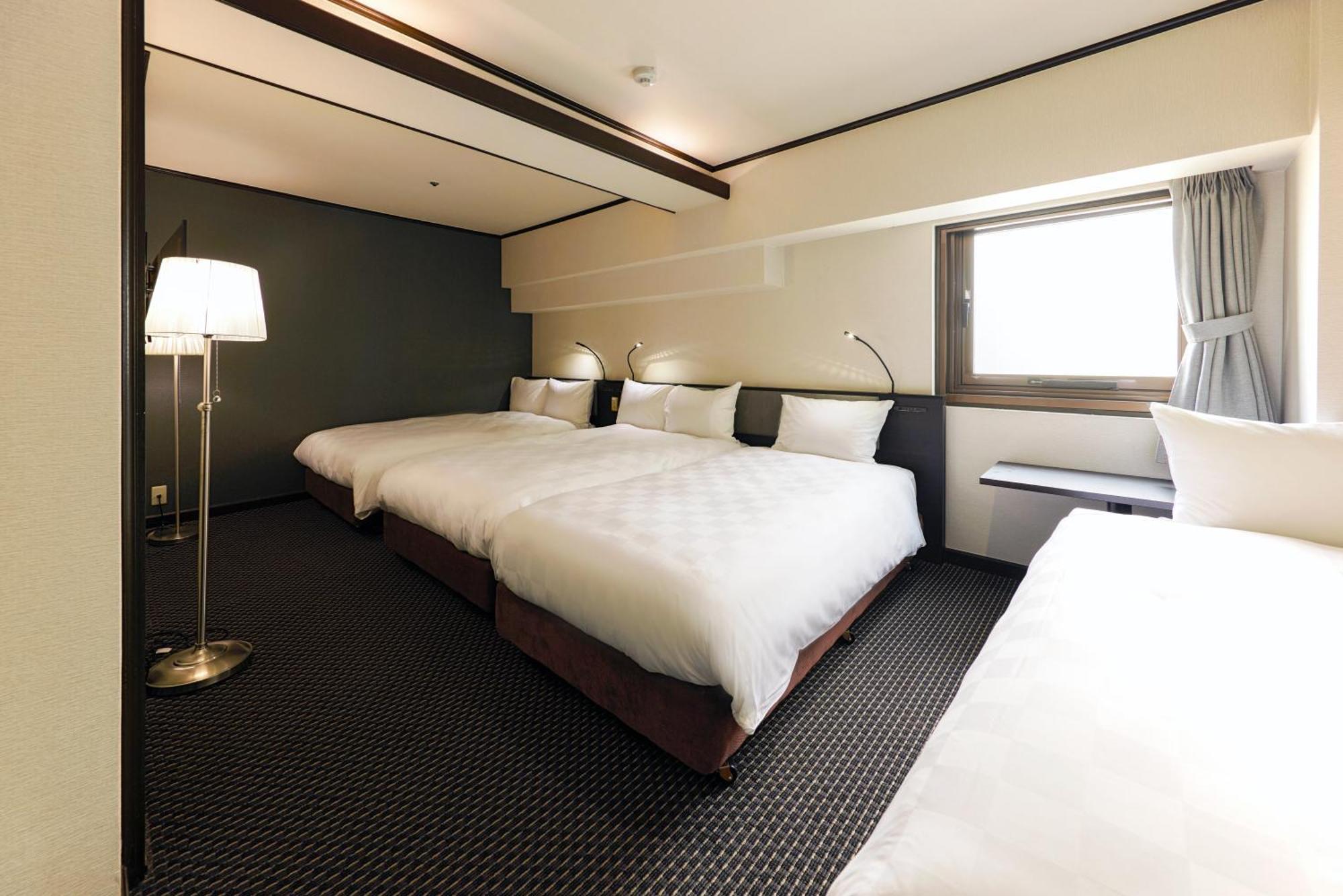 Hotel Consort Shin-Osaka Buitenkant foto