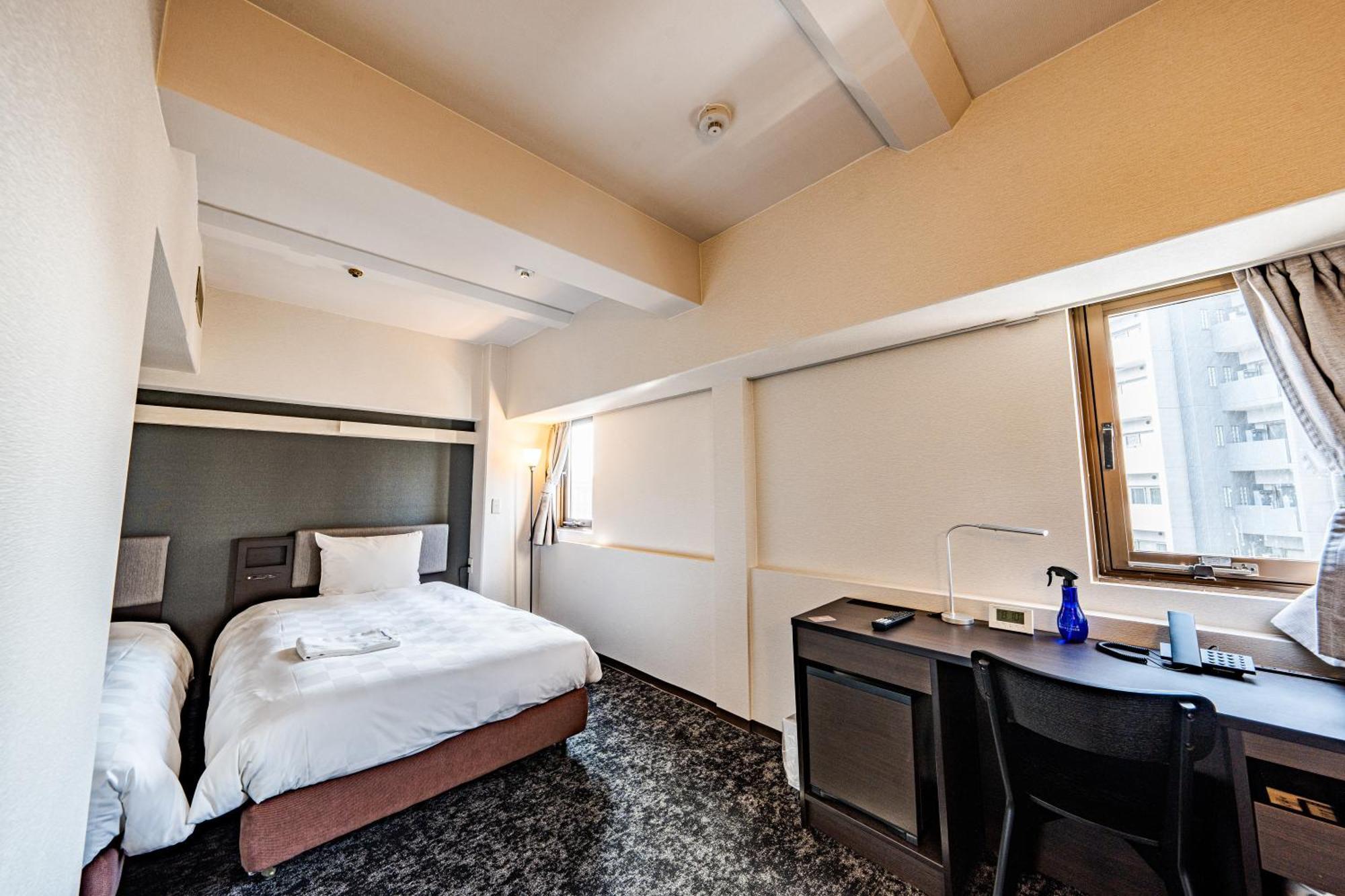 Hotel Consort Shin-Osaka Buitenkant foto